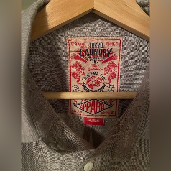 Tokyo Laundry Short Sleeve Shirt - Picture 3 of 3